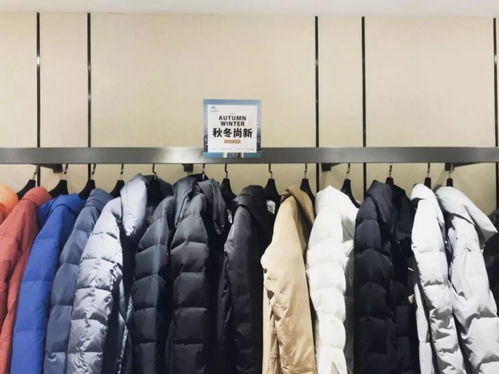 靠天吃飯？廣州服裝市場迎采購狂潮，訂單激增30%，批發商排隊拿貨忙